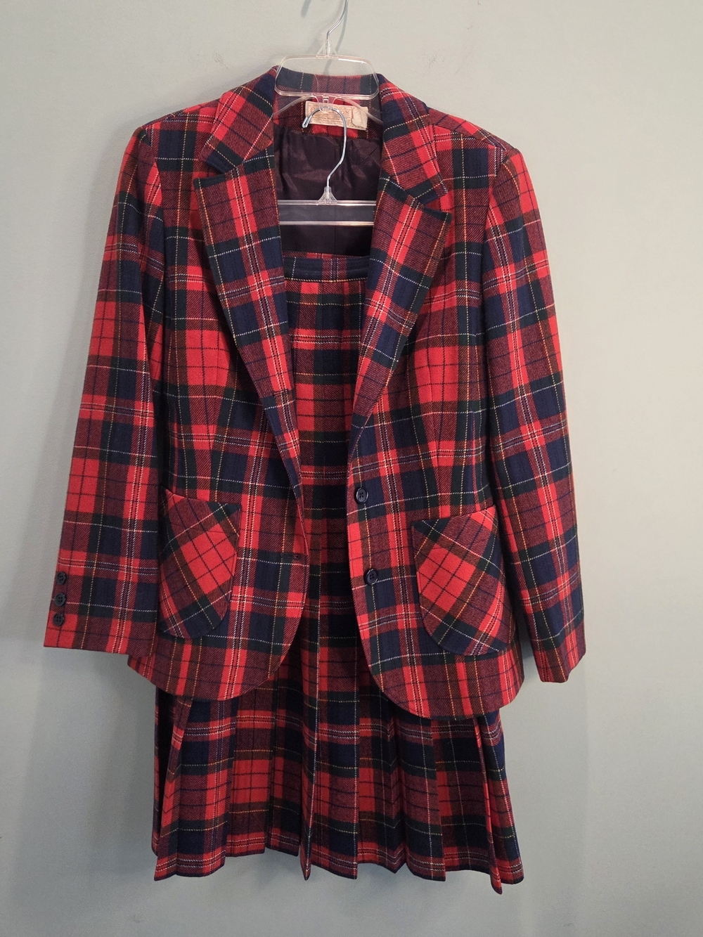 Vintage Pendleton Red Tartan Plaid Wool Skirt Suit Set Size 6 USA - Picture 2 of 13